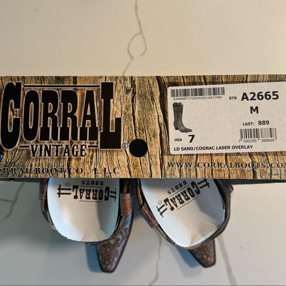 Ladies Corral Western Cowboy Boot - Picture 4 of 6